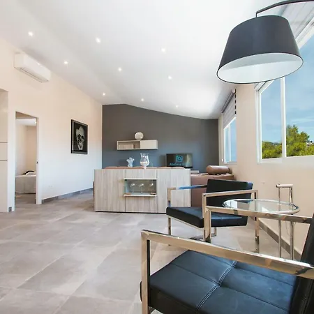 Abahana Villas Bienvenida فيلة